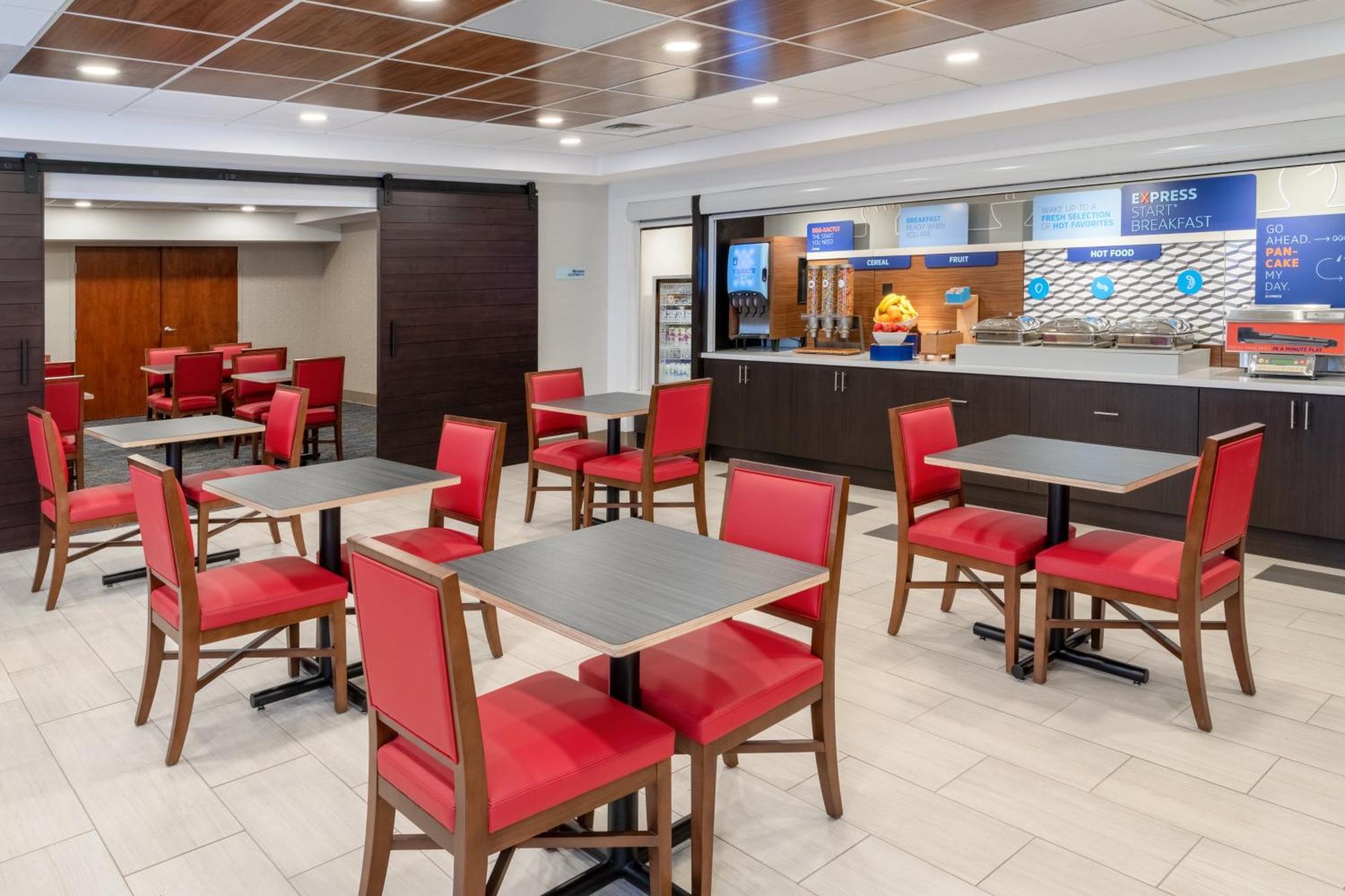 Holiday Inn Express & Suites Colorado Springs-Airport By Ihg Luaran gambar