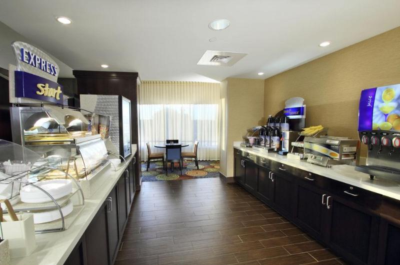 Holiday Inn Express & Suites Colorado Springs-Airport By Ihg Luaran gambar